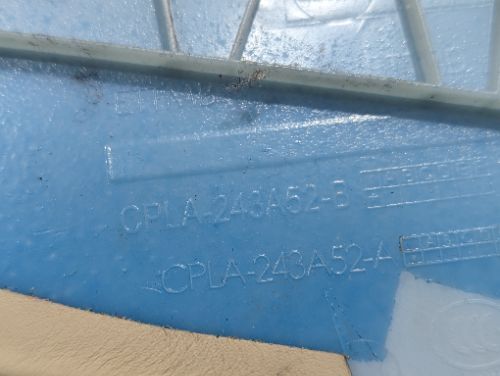 RANGE ROVER VOGUE L405 O/S DRIVER SIDE RIGHT B PILLAR TRIM