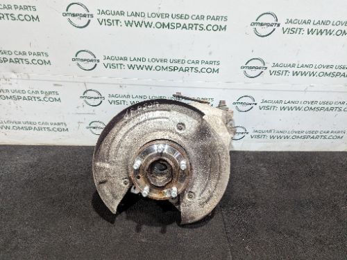 JAGUAR F PACE X761 O/S DRIVER SIDE RIGHT REAR WHEEL HUB