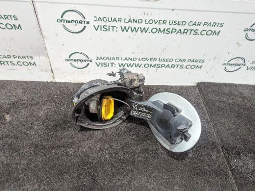 RANGE ROVER EVOQUE L538 FUEL FLAP WITH CAP 863 SLIGHTLY DAMAGED