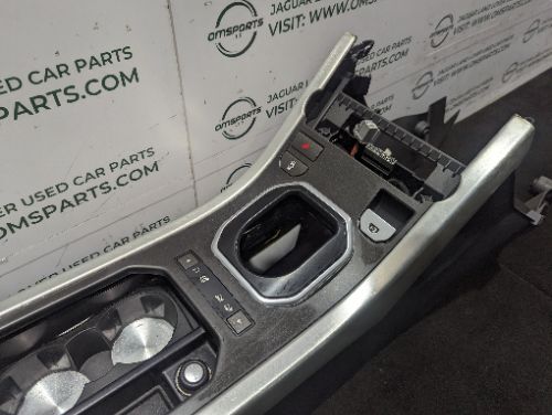 RANGE ROVER EVOQUE L538 CENTRE CONSOLE WITH ARMREST