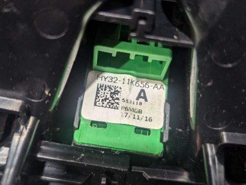 LAND ROVER DISCOVERY 5 L462 DASHBOARD CENTRE AIR VENT