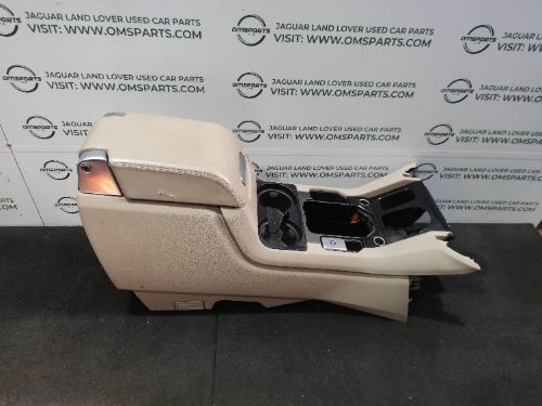 LAND ROVER DISCOVERY 4 L319 CENTRE CONSOLE WITH ARMREST