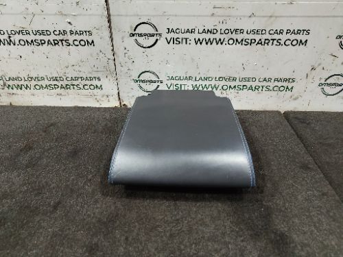 LAND ROVER DISCOVERY 5 L462 CENTRE CONSOLE ARMREST SLIGHTLY DAMAGED