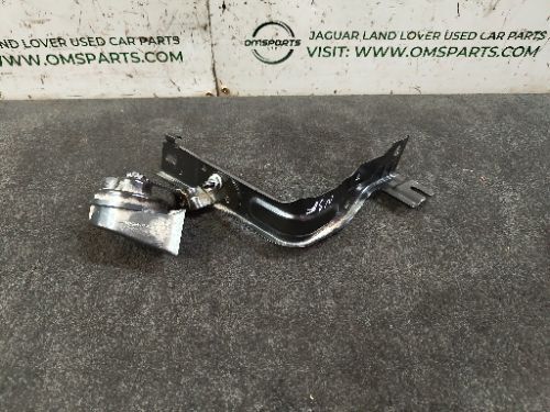 RENAULT KANGOO MK3 XFK N/S PASSENGER SIDE LEFT WING ARM BRACKET