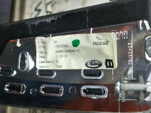 JAGUAR XJ X351 CENTER CONSOLE HEATER RADIO TRIM