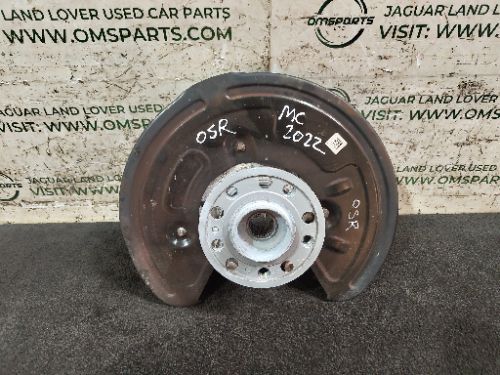 MERCEDES C-CLASS S206 2.0 PETROL O/S RIGHT SIDE REAR WHEEL HUB