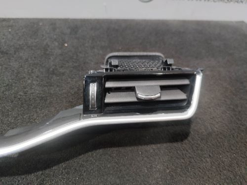 RANGE ROVER EVOQUE L551 DASHBOARD AIR VENT TRIM