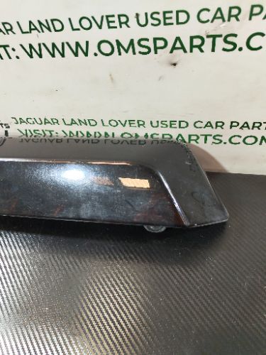 LAND ROVER DISCOVERY 4 L319 TAILGATE BOOT HANDLE PLYNTH WITH CAMERA