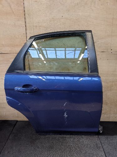 FORD FOCUS MK2 O/S DRIVER SIDE RIGHT REAR DOOR BLUE 36