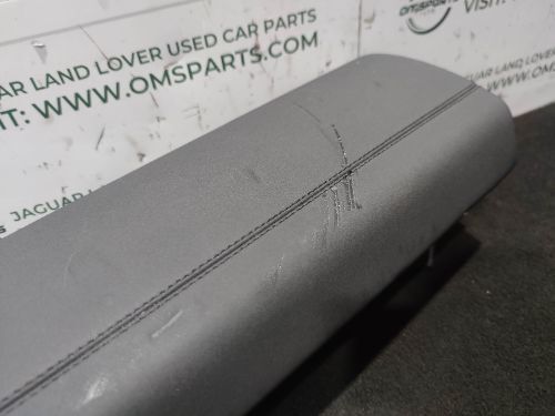 LAND ROVER DISCOVERY 5 L462 UPPER GLOVE BOX