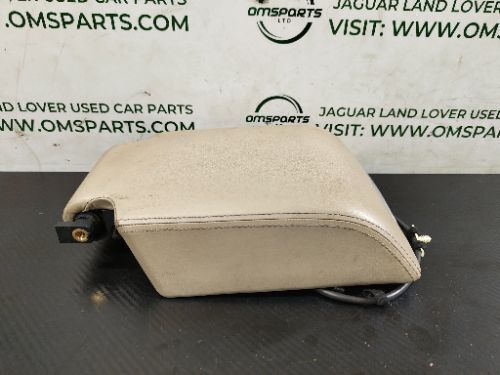 LAND ROVER DISCOVERY 4 L319 CENTRE CONSOLE ARMREST LID