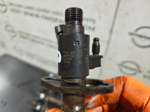 LAND ROVER DISCOVERY 4 L319 3.0 DIESEL FUEL INJECTOR SET