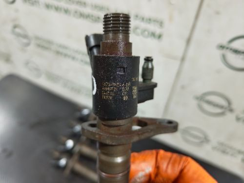 LAND ROVER DISCOVERY 4 L319 3.0 DIESEL FUEL INJECTOR SET